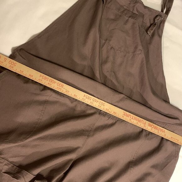 Isabel Maternity Size XL Brown Romper. Adjustable via knot straps/button sides - Picture 6 of 8